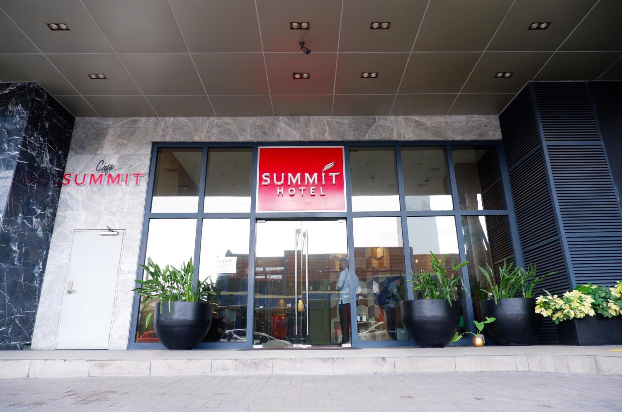 Summit Hotel Greenhills Ciudad Quezon Exterior foto